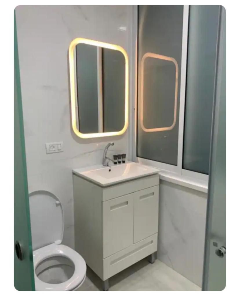 Romy Boutique Apartment Нетания Екстериор снимка